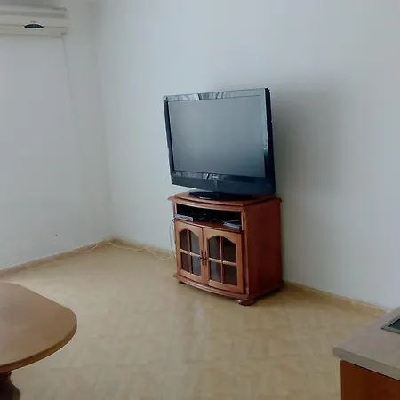 Bravo 5 Sunny Apartamento *